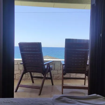 Rousalis Studio-corfu- Hellas *